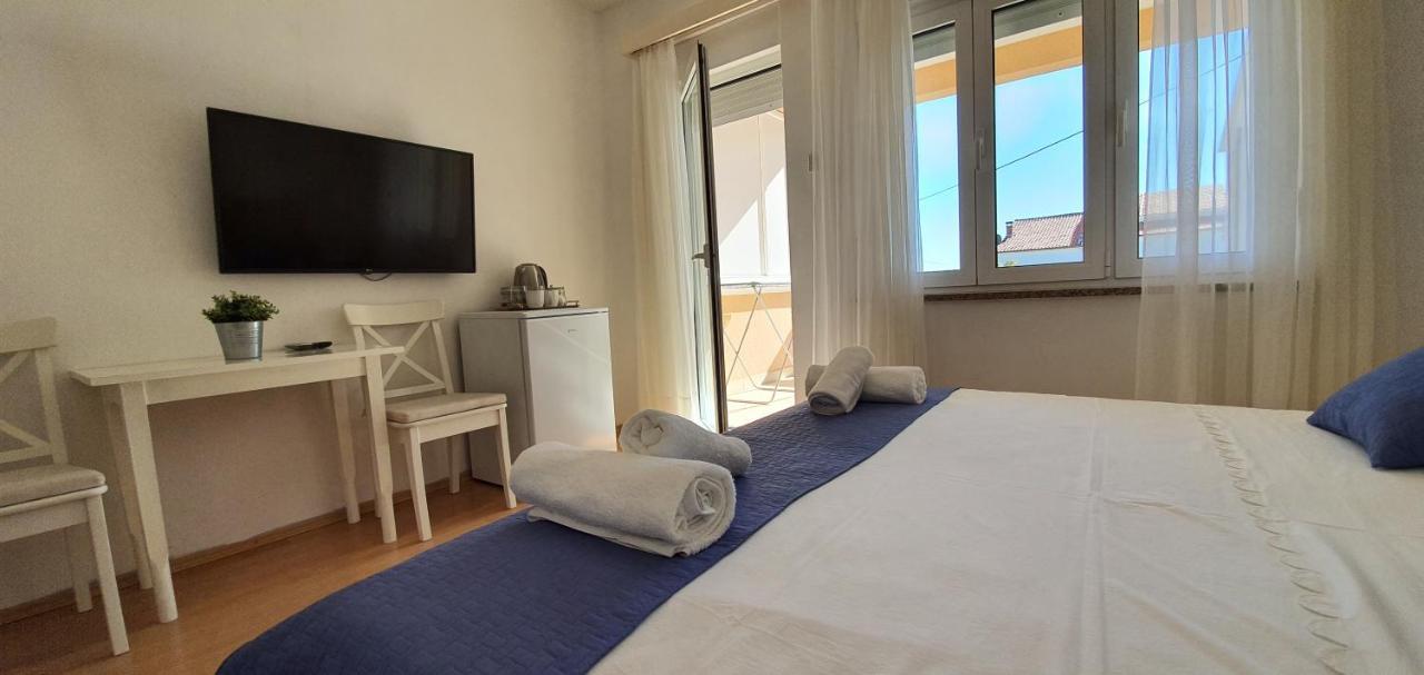 Apartmani Mira Vodice Exterior photo