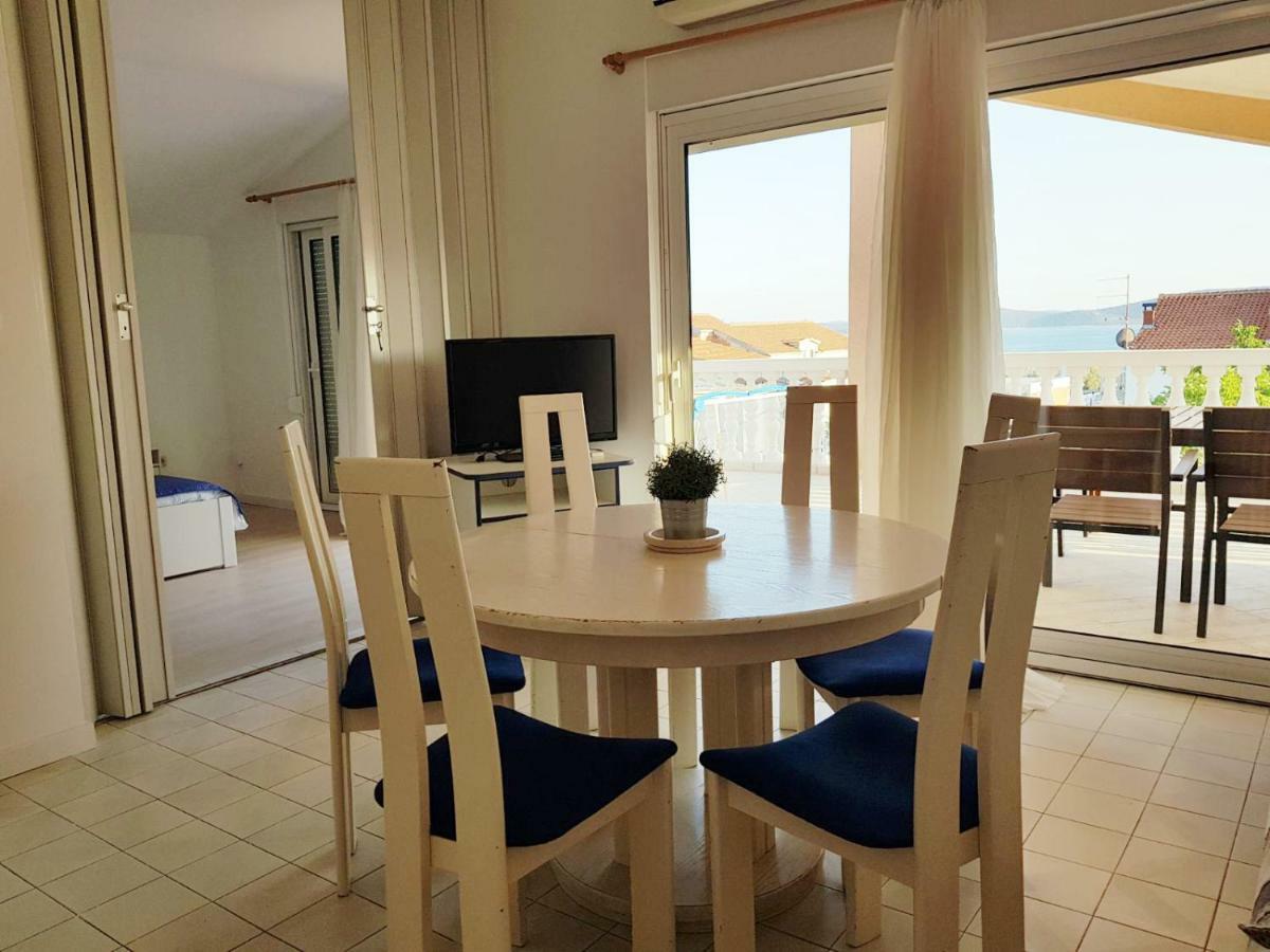 Apartmani Mira Vodice Exterior photo